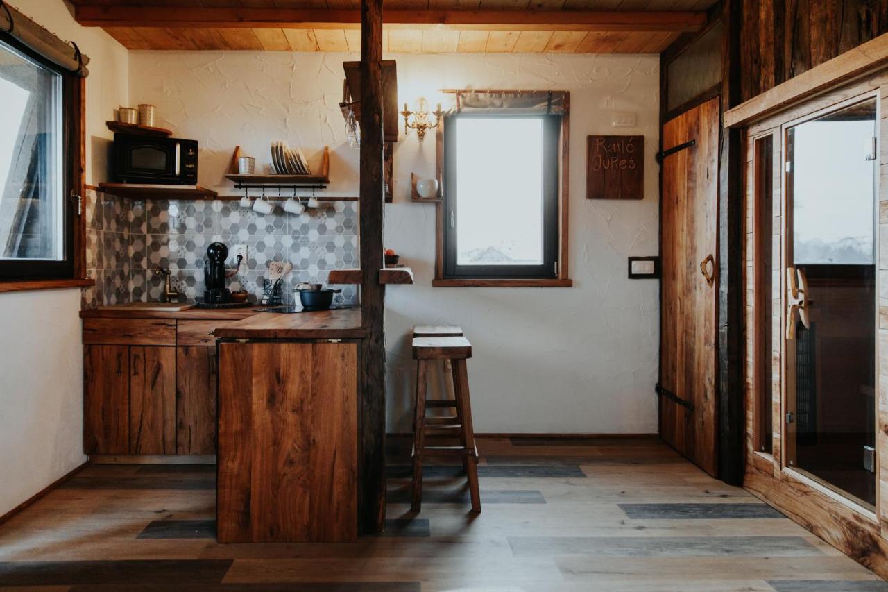 Treehouse Drevesna Hiska Strkovo Gnezdo Ranc Jures Hotell Ljutomer Exteriör bild