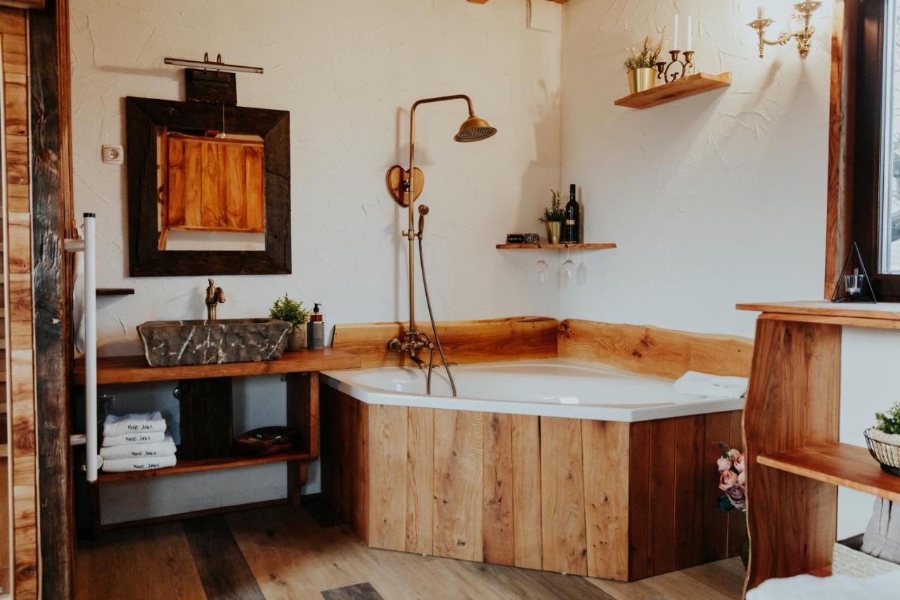 Treehouse Drevesna Hiska Strkovo Gnezdo Ranc Jures Hotell Ljutomer Exteriör bild