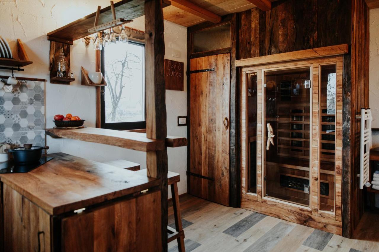 Treehouse Drevesna Hiska Strkovo Gnezdo Ranc Jures Hotell Ljutomer Exteriör bild