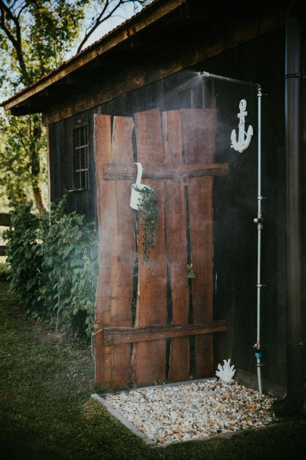 Treehouse Drevesna Hiska Strkovo Gnezdo Ranc Jures Hotell Ljutomer Exteriör bild